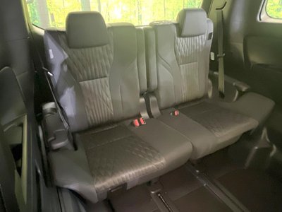 2026 Toyota ALPHARD — фото 11