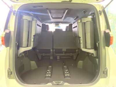 2026 Toyota ALPHARD — фото 49