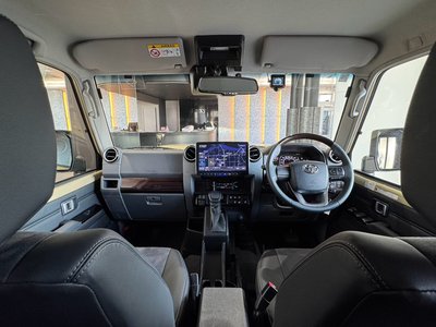 2025 Toyota LAND CRUISER 70 thumbnail 46