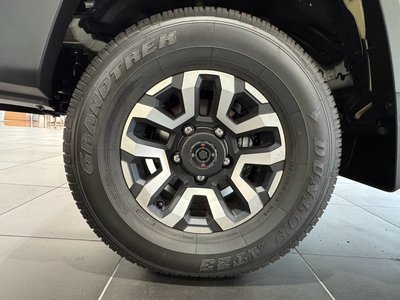 2025 Toyota LAND CRUISER 70 thumbnail 29