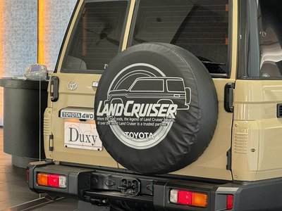 2025 Toyota LAND CRUISER 70 photo 5