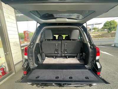 صورة 47 لـ 2017 Toyota LAND CRUISER 200