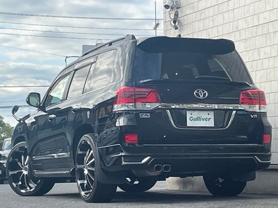 صورة 13 لـ 2017 Toyota LAND CRUISER 200