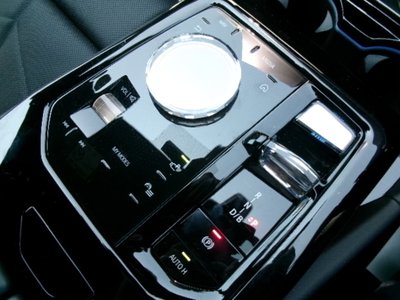 2025 BMW I5 TOURING photo 34
