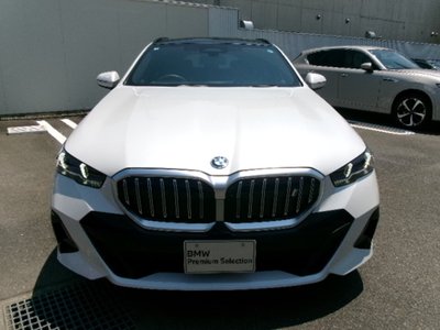 2025 BMW I5 TOURING photo 8