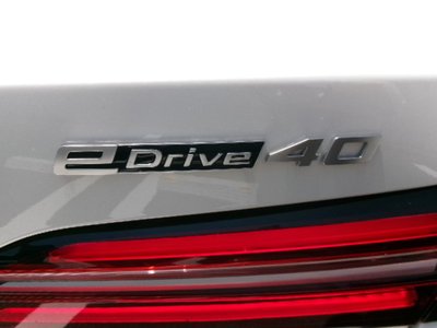 2025 BMW I5 TOURING photo 15