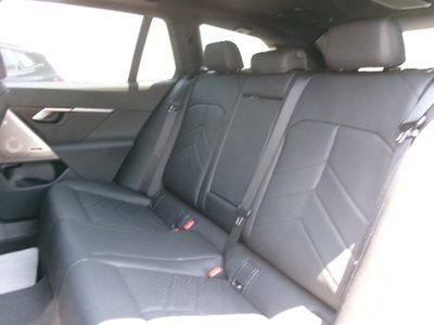 2025 BMW I5 TOURING photo 52