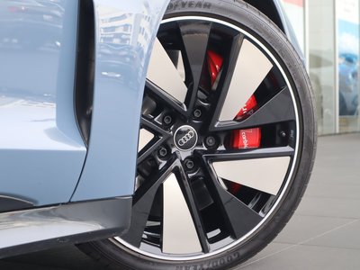 2024 AUDI E-TRON GT QUATTRO thumbnail 37