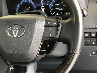 صورة 17 لـ 2023 Toyota VELLFIRE