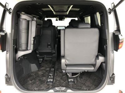 صورة 12 لـ 2023 Toyota VELLFIRE