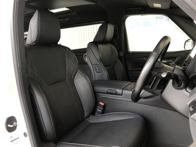 صورة 10 لـ 2023 Toyota VELLFIRE