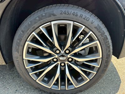 2025 Cadillac XT4 照片 11