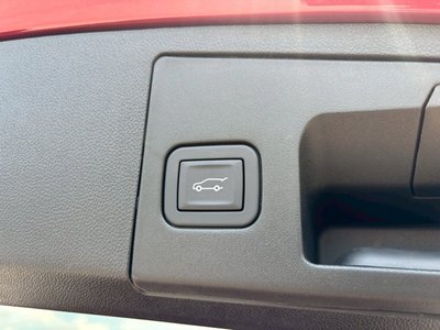 2025 Cadillac XT4 照片 16