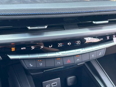 2025 Cadillac XT4 照片 77
