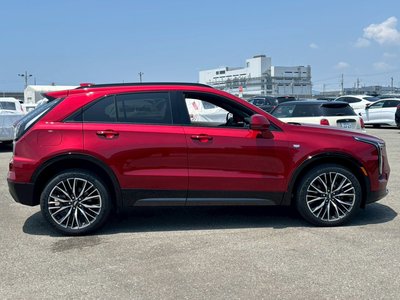2025 Cadillac XT4 照片 7