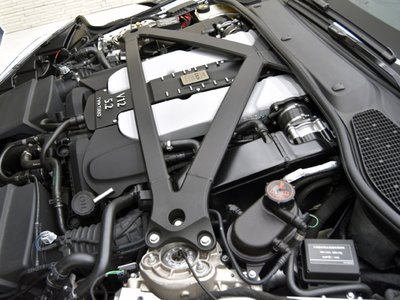 2019 Aston Martin DBS SUPERLEGGERA 照片 30