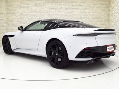 صورة 2 لـ 2019 Aston Martin DBS SUPERLEGGERA