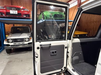 صورة 24 لـ 2000 Toyota LAND CRUISER 70