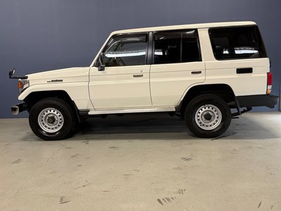 2000 Toyota LAND CRUISER 70 照片 6