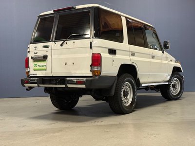 2000 Toyota LAND CRUISER 70 照片 3