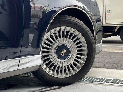 2019 Toyota CENTURY — фото 26