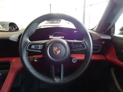 2025 Porsche TAYCAN — миниатюра 13