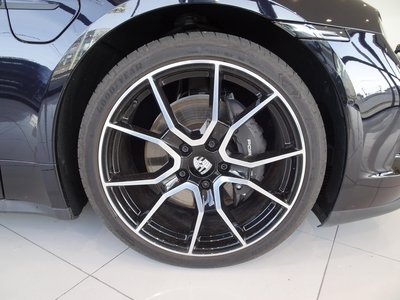 2025 Porsche TAYCAN — миниатюра 7