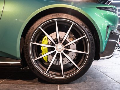 2023 Aston Martin VANTAGE 照片 38