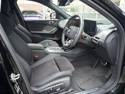 2026 BMW 1 SERIES photo 14