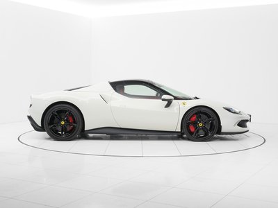 صورة 12 لـ 2025 Ferrari 296 GTS