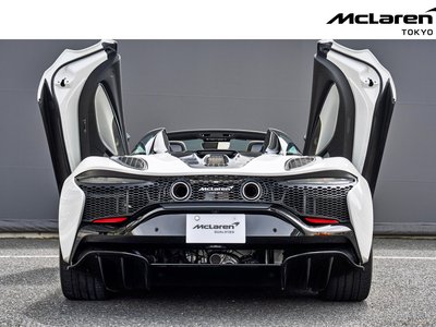 صورة 14 لـ 2025 Mclaren ARTURA SPIDER