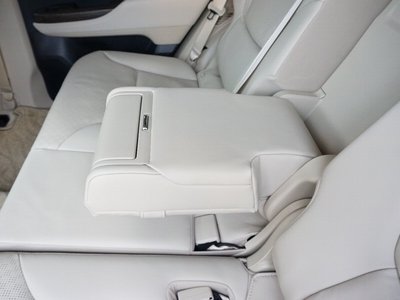 2024 Toyota LAND CRUISER 300 thumbnail 64