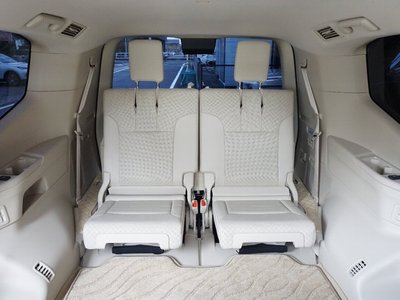 2024 Toyota LAND CRUISER 300 thumbnail 68