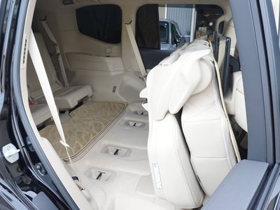 2024 Toyota LAND CRUISER 300 thumbnail 69