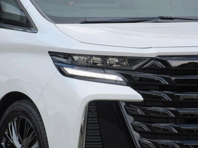 صورة 8 لـ 2026 Toyota VELLFIRE
