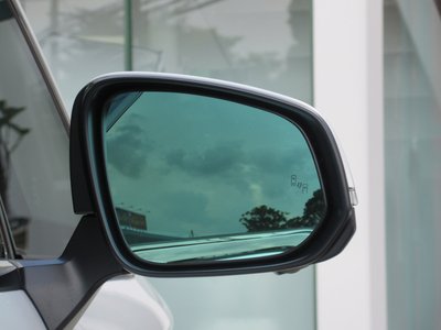 صورة 18 لـ 2026 Toyota VELLFIRE