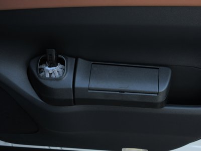 صورة 50 لـ 2026 Toyota VELLFIRE