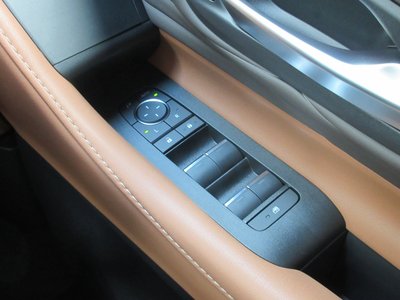 صورة 60 لـ 2026 Toyota VELLFIRE