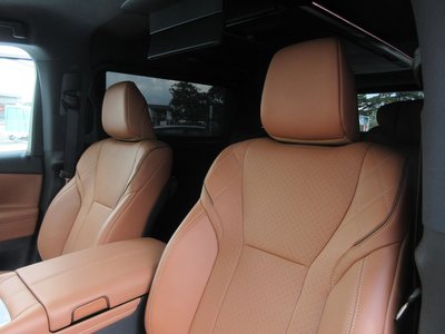 صورة 36 لـ 2026 Toyota VELLFIRE