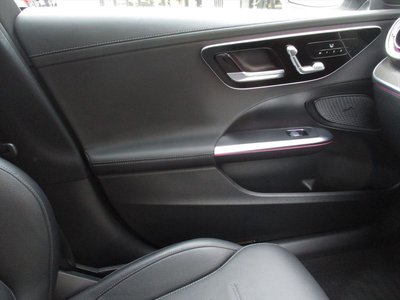 2023 Mercedes-BENZ C-CLASS thumbnail 46