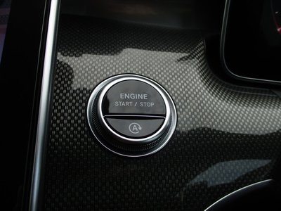 2023 Mercedes-BENZ C-CLASS thumbnail 31