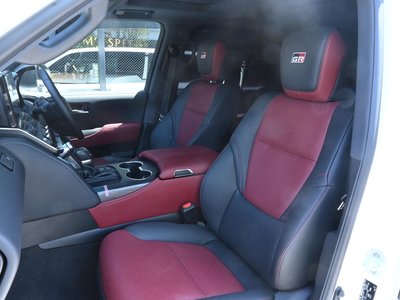 2025 Toyota LAND CRUISER 300 缩略图 57