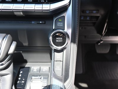 2025 Toyota LAND CRUISER 300 缩略图 50