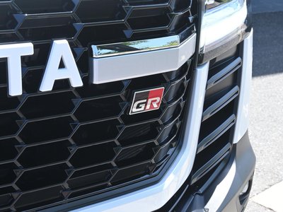 2025 Toyota LAND CRUISER 300 缩略图 12