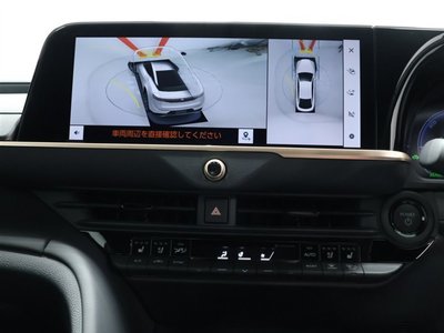2024 Toyota CROWN CROSSOVER thumbnail 12