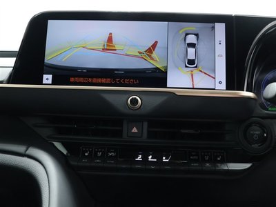 2024 Toyota CROWN CROSSOVER thumbnail 10