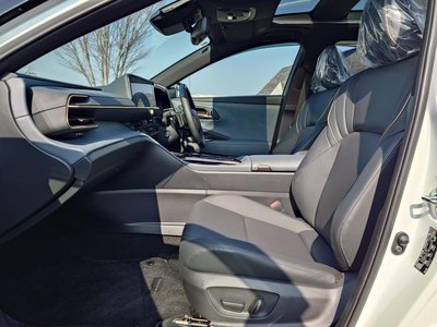 2025 Toyota CROWN ESTATE 缩略图 38
