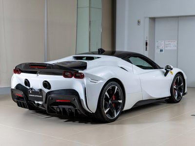 2022 Ferrari SF90 STRADALE 照片 14