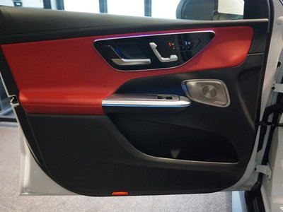2026 Mercedes-BENZ GLC thumbnail 39