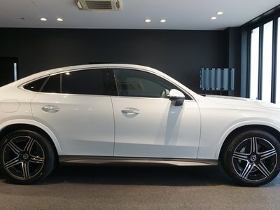 2026 Mercedes-BENZ GLC photo 11